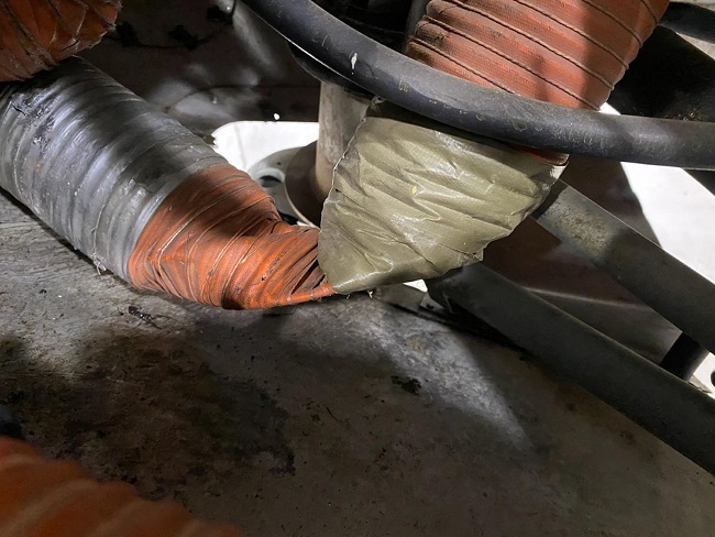 gaarms scat tube connecting to the air inlet to the air filter box had collapsed